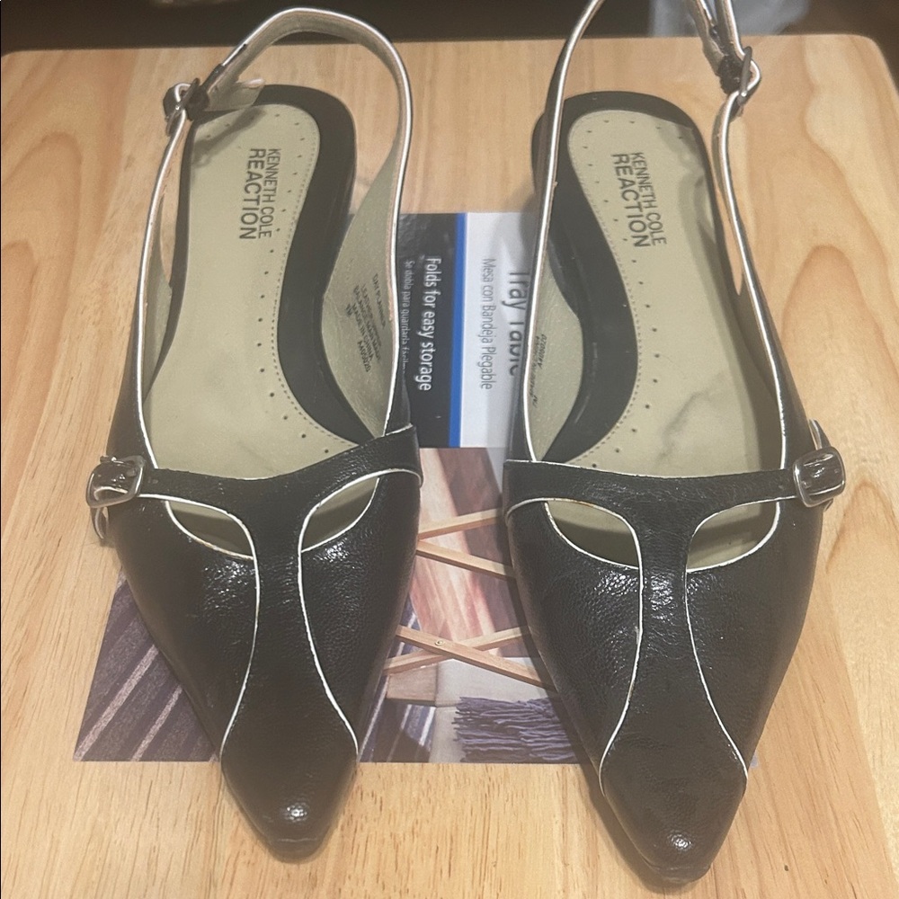 Kenneth Cole Reaction Black and White Flats
